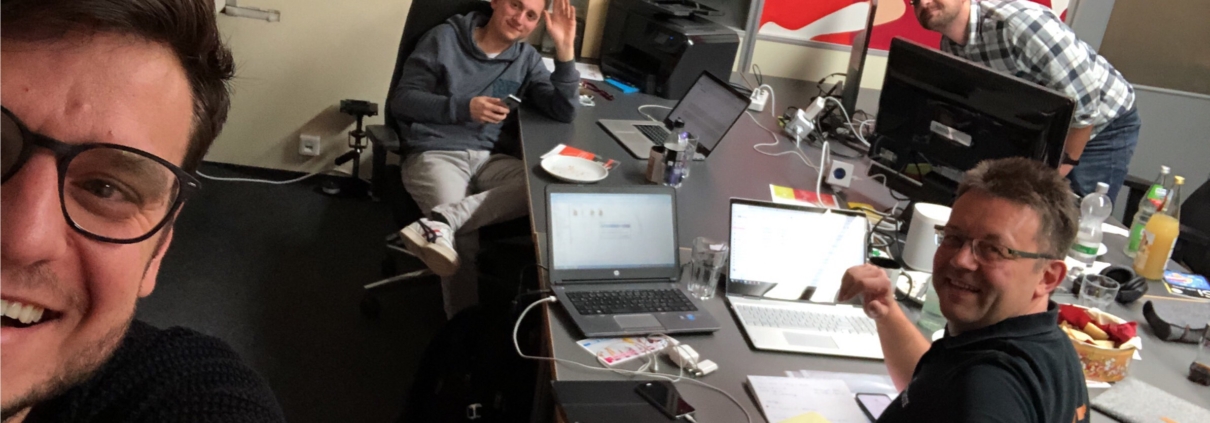 Craftnote Gründer im Büro